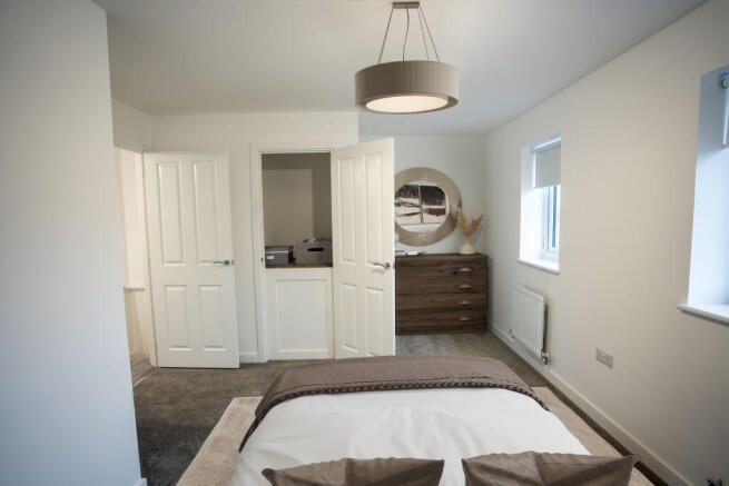 3 bed Semi-Detached to rent Image 12