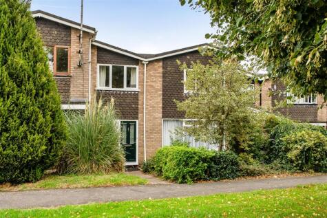 Carlson Gardens, Lutterworth, LE17