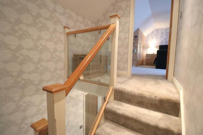 TOP FLOOR LANDING