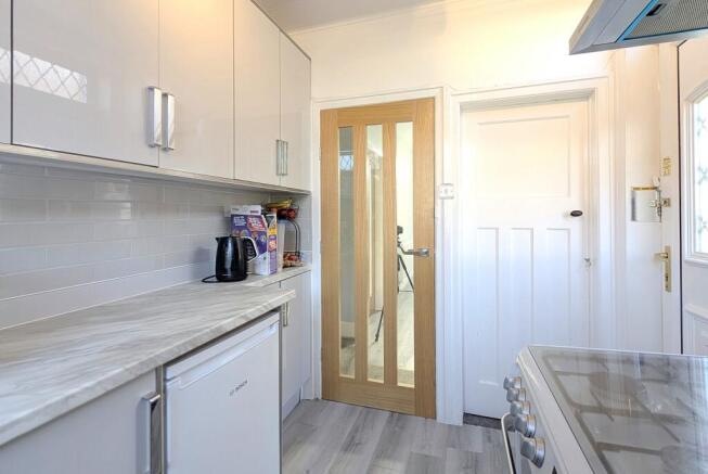 3 bed Semi-Detached for sale Image 11