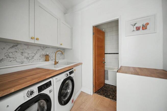 2 bed Semi-Detached for sale Image 7