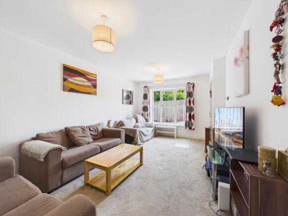 4 bed Detached for sale Image 7