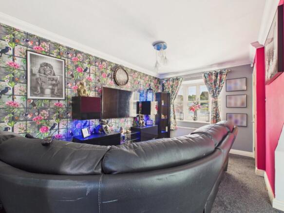 2 bed Semi-Detached for sale Image 7