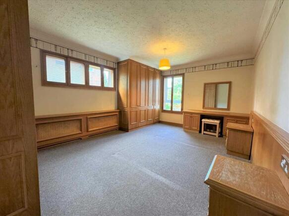 Sunnydene Close, Harold Wood photo 3