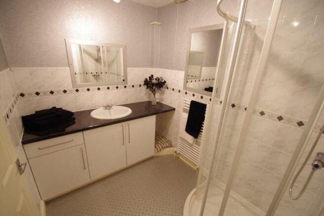 Family shower room