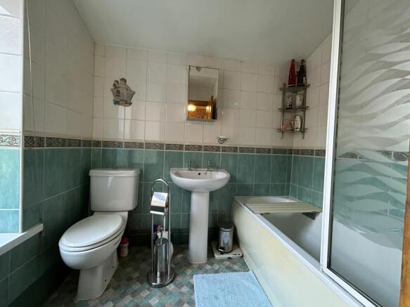 Photo 11