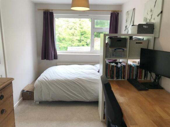 Bed 4.JPG
