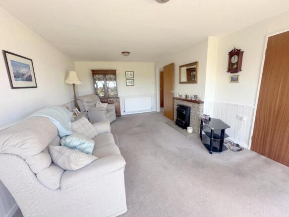 2 bed Bungalow for sale Image 4