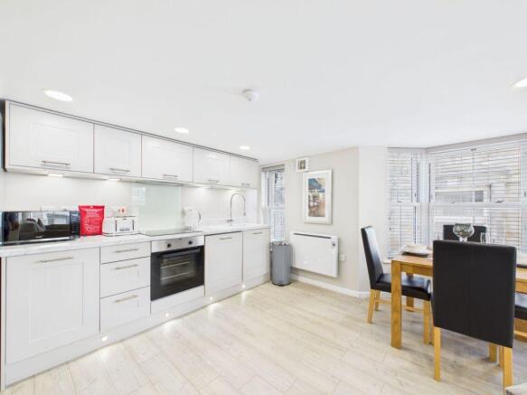1 bed Apartment for sale Image 4
