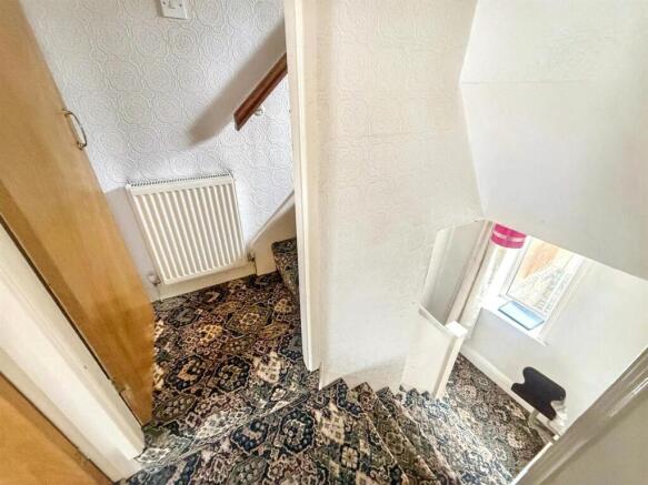 2 bed Terraced for sale Image 9