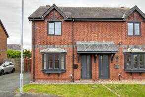 14, Maes Meddyg, Caernarfon LL55 2SF