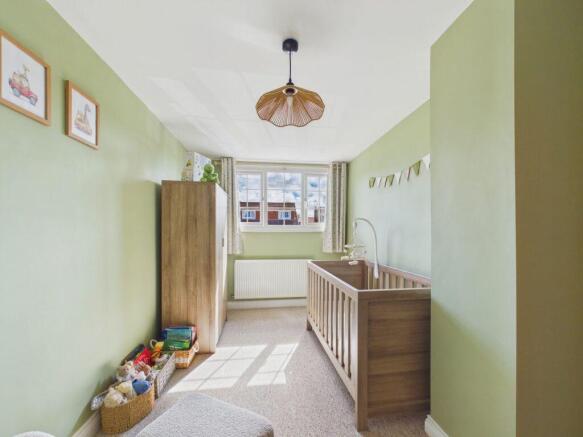 4 bed Detached Bungalow for sale Image 11