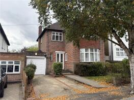 33, West Hill Way, Whetstone, London N20 8QX