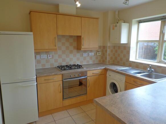Kitchen / Dining Roo