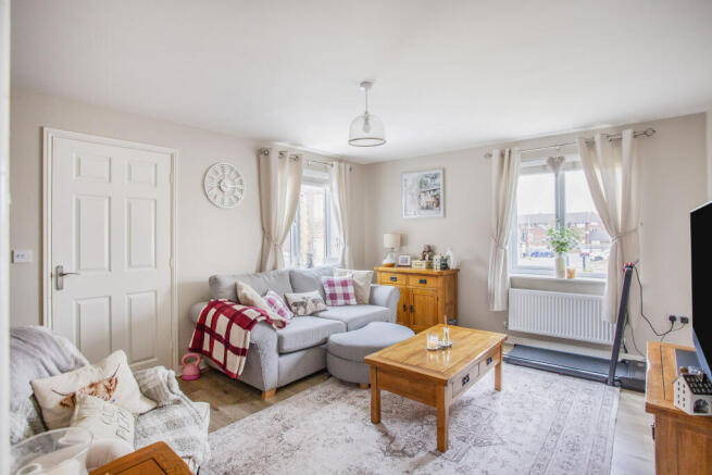 2 bed Semi-Detached for sale Image 4