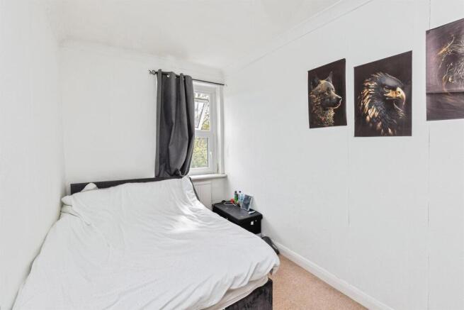 2 bed Semi-Detached for sale Image 8