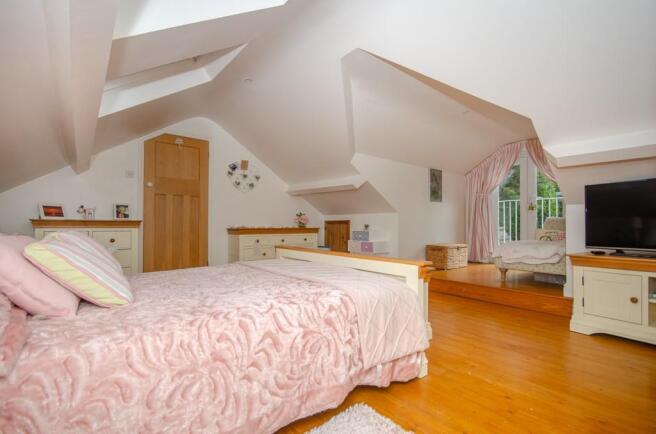 Master bedroom.jpg
