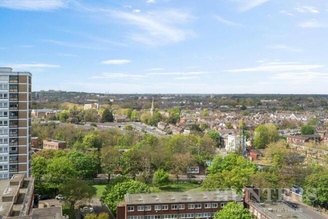 Flat 111, Twyford House N15 6PB-12.jpg