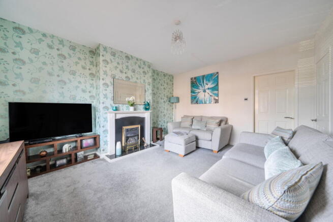 3 bed Terraced for sale Image 4