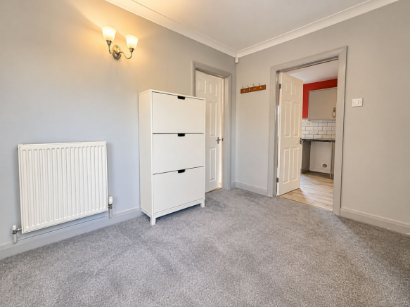 Abbey Drive West, Grimsby, DN32 photo 4