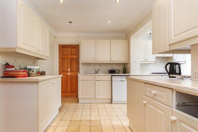 Kitchen/Breakfast Room