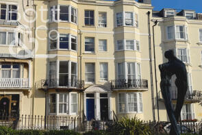 Flat 5, 18, New Steine, Brighton BN2 1PD