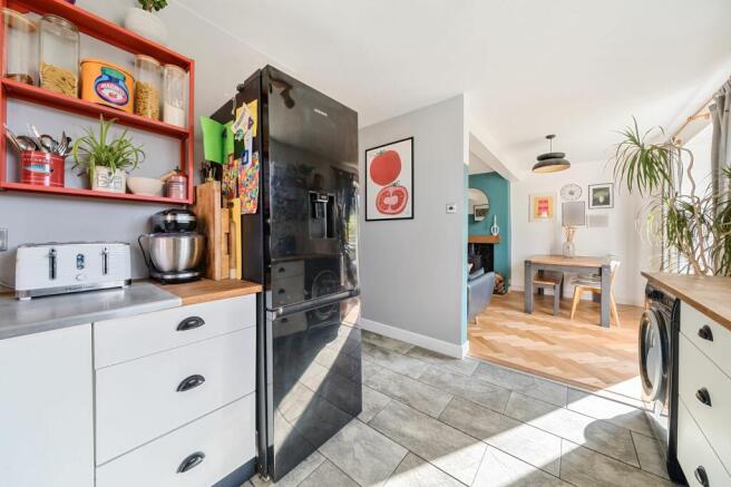 Kitchen (2)