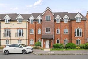 77, Garstons Way, Holybourne, Alton GU34 4BL