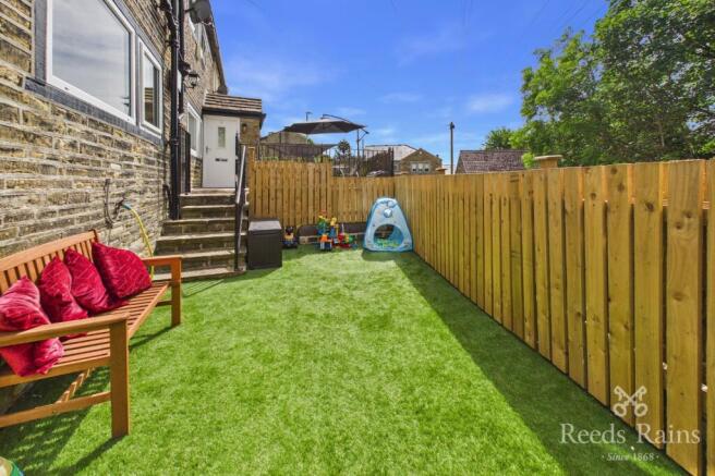 2 bed Semi-Detached for sale Image 4