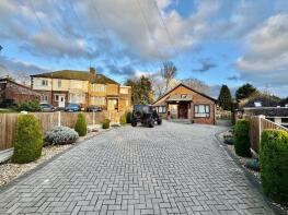 17, Preston Gardens, Luton LU2 7NL