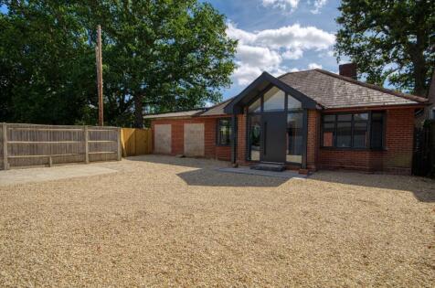 Moorgreen Road, West End, Hampshire
