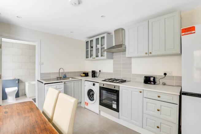 10-3e4cJHPropWpen - 12 Southey Street - 14-small.j