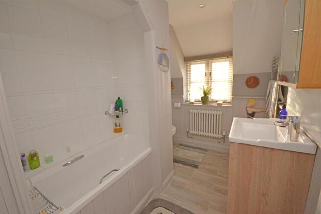 Bathroom (72).jpg