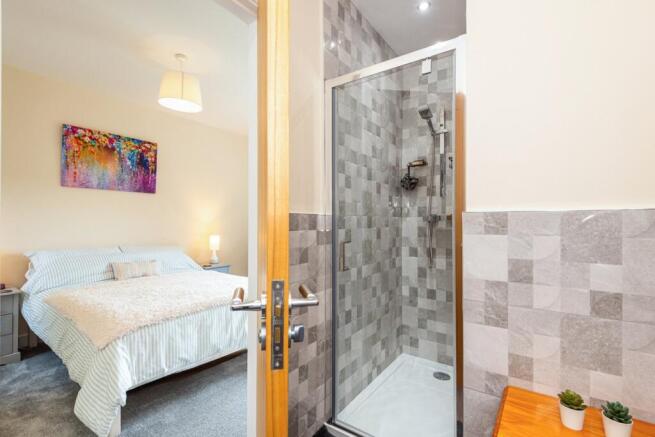 Bedroom 2 En-Suite