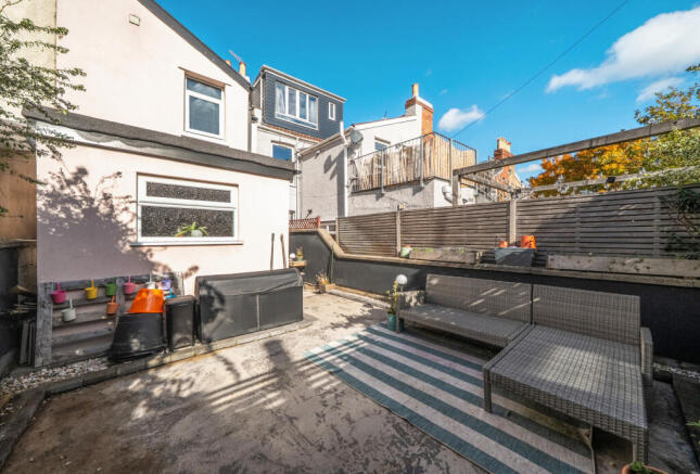 1359065-3-68dbc84...