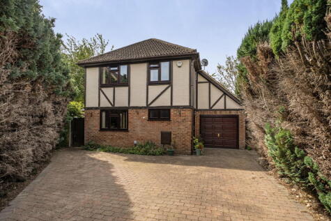 Shepherds Gate, Hempstead, Gillingham, Kent, ME7 3TG