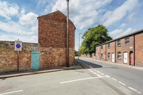 Shaw Street, Macclesfield