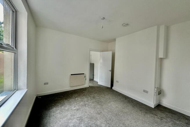 5 bed Block of Apartments for sale Image 6