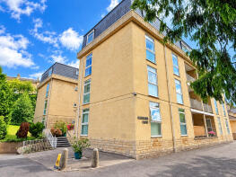 Flat 4, Glencairn Court, Pulteney Road, Bathwick, Bath BA2 4HB