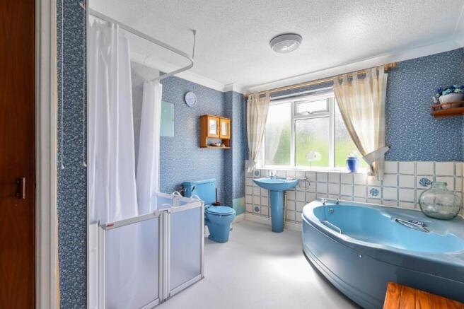 3 bed Detached for sale Image 11