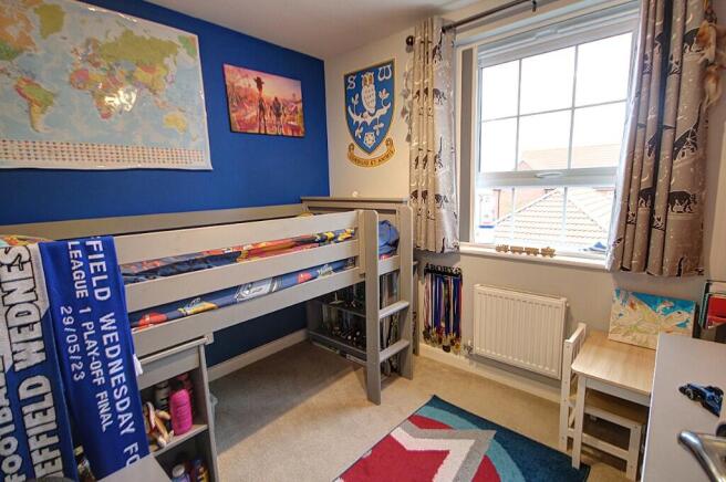 4 bed Detached for sale Image 11