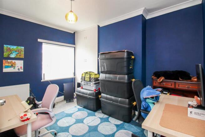 2 bed Terraced for sale Image 6