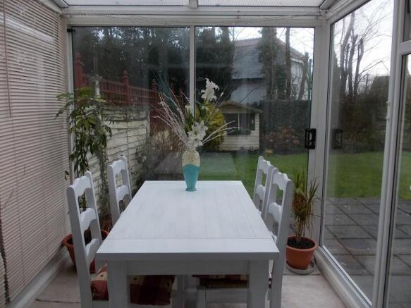 Conservatory/Dining Room