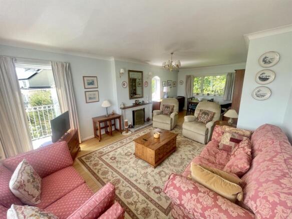 Living/Dining Room