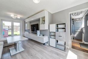 6, Ambergate Walk, Grantham NG31 7PY