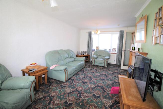 Livingroom aspect 2.JPG
