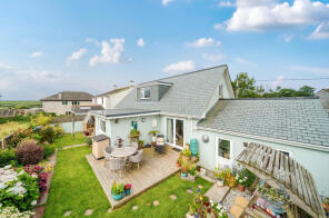 33a, Station Road, Newquay TR8 5NE