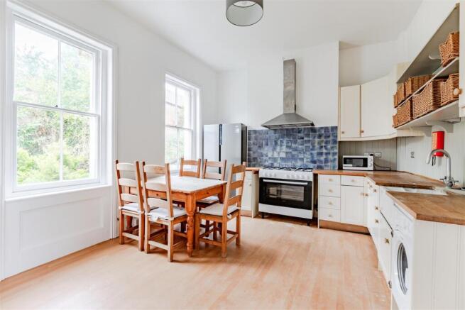 Roundhill Crescent, Brighton photo 4