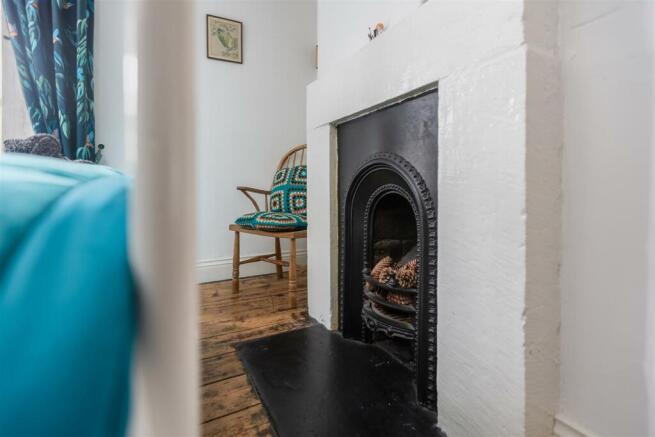 Hill Cottages 6 Bedroom 2-3.jpg