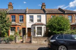 18, Merredene Street, London SW2 2AG